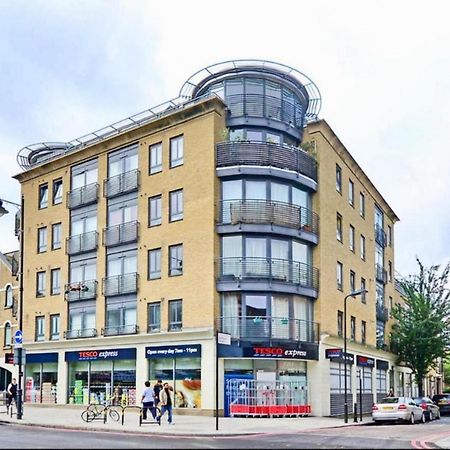 Modern Apartment In London Exterior photo