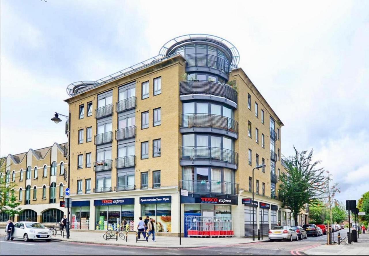 Modern Apartment In London Exterior photo
